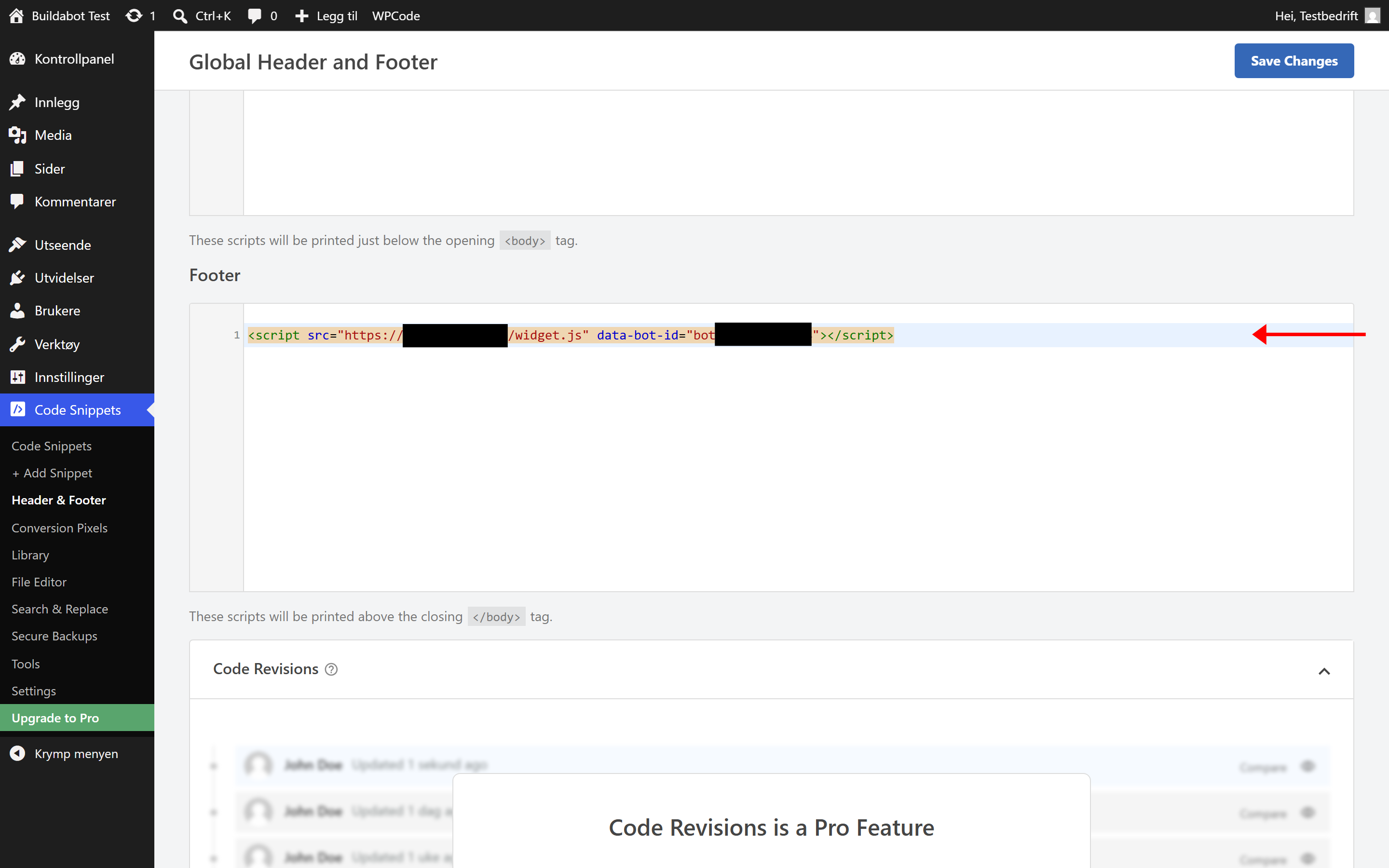Footer-feltet i WPCode med koden limt inn